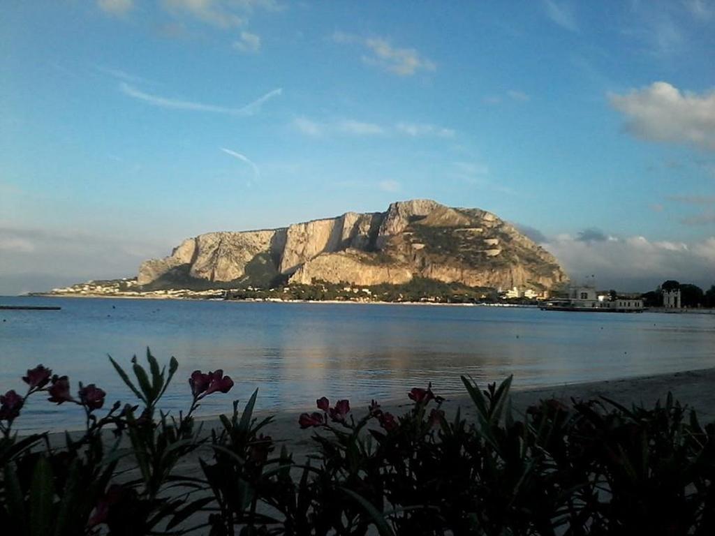 Casa Lunastella Locazione Turistica Mondello Exterior photo